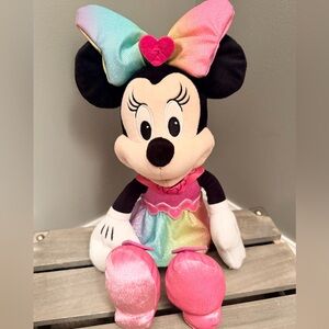Disney Jr Sparkle and Sing Minnie Mouse Interactive Plush